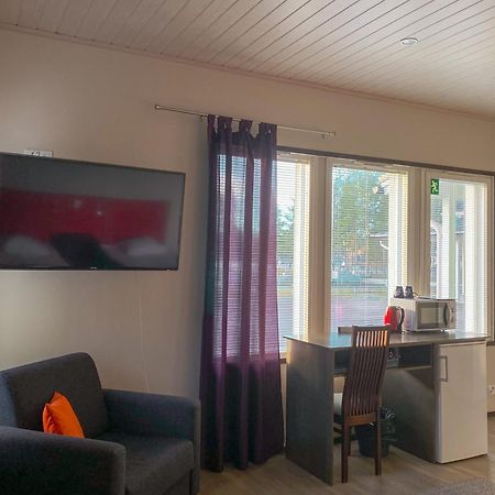 Hotel Safarimajoitus Kalajoki Esterno foto