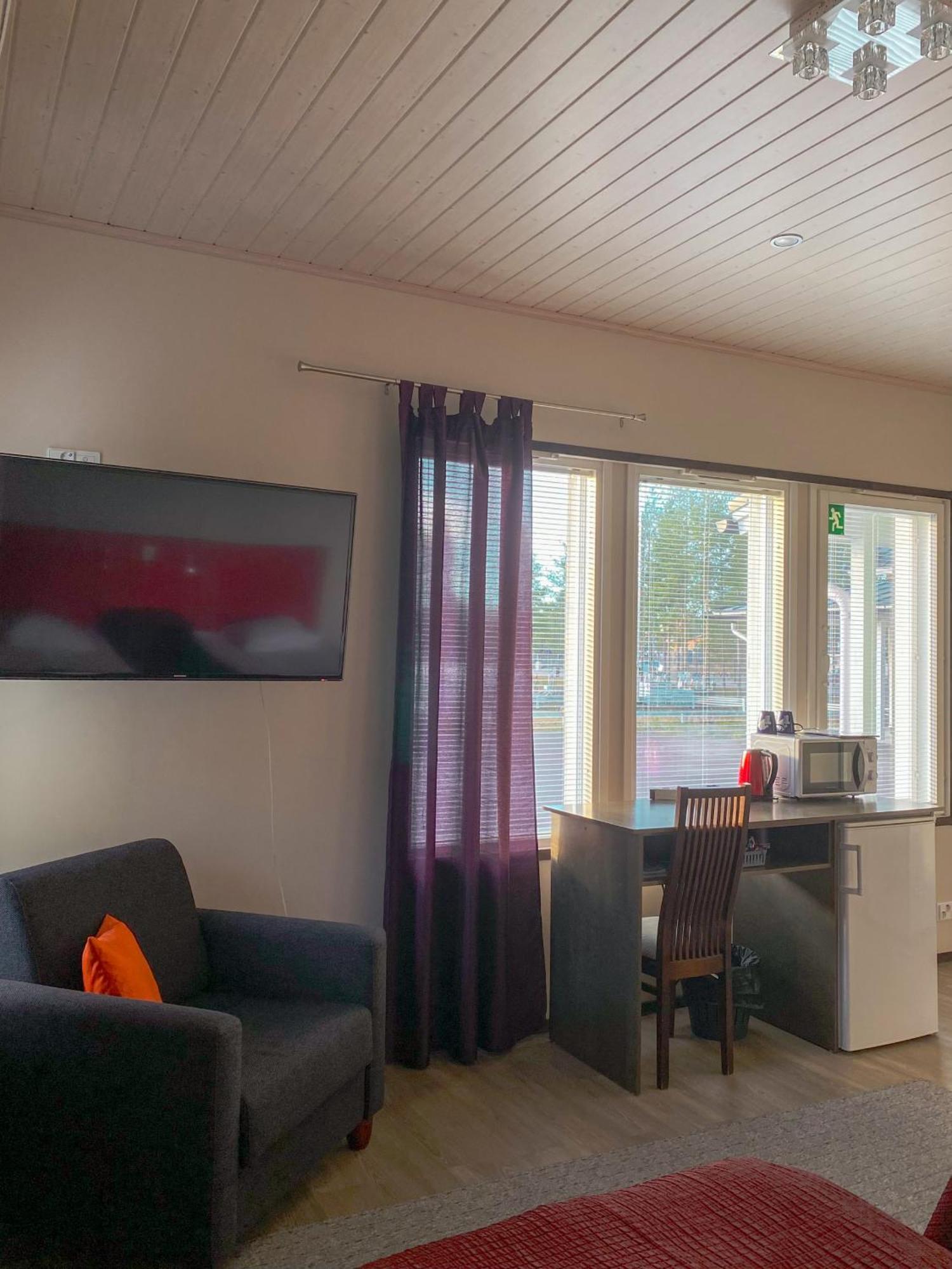 Hotel Safarimajoitus Kalajoki Esterno foto